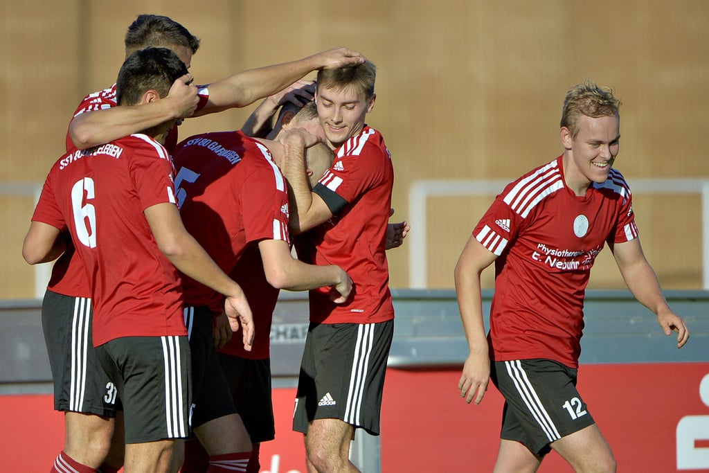 Gerade ist das wohl entscheidende 3:0 für die Männer des SSV 80 Gardelegen gefallen. Klar, dass der Jubel darüber mächtig große war. Am Ende siegten die Altmärker in Haldensleben mit 3:1.