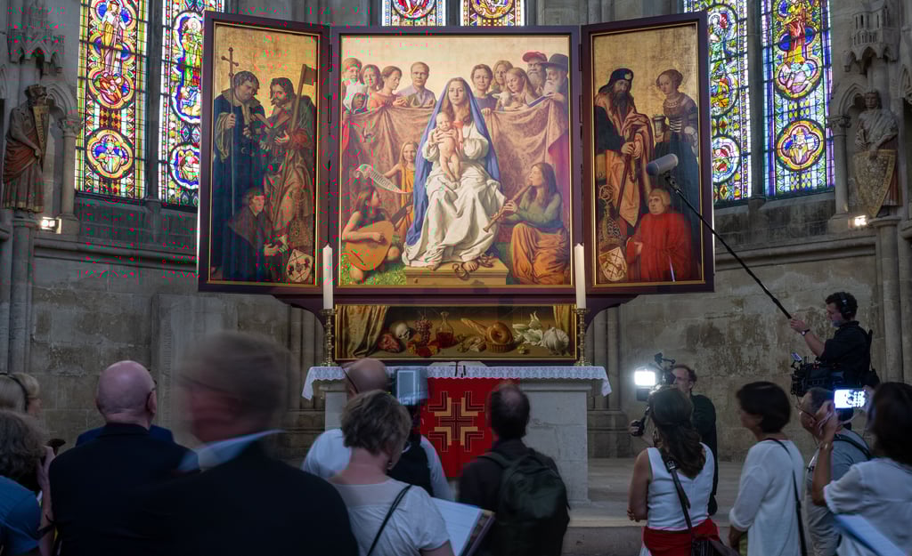 Der Marienaltar im Naumburger Dom soll auf Reisen gehen.