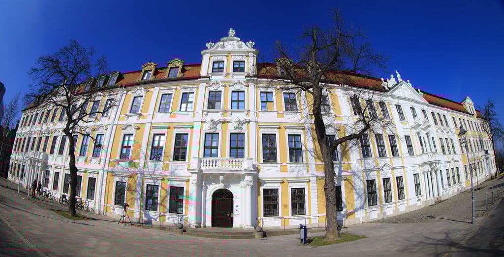 Das Landtagsgebäude am Domplatz in Magdeburg.