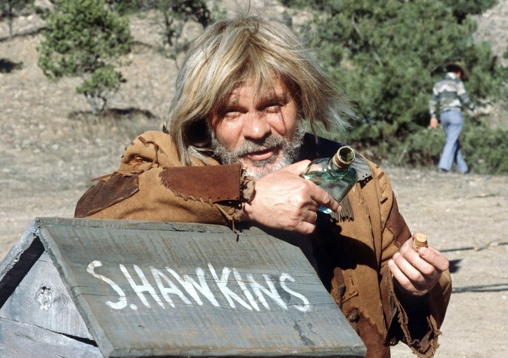 Schauspieler Ralf Wolter steht als kauziger Trapper Sam Hawkens in dem Film „Winnetou“ vor der Kamera.