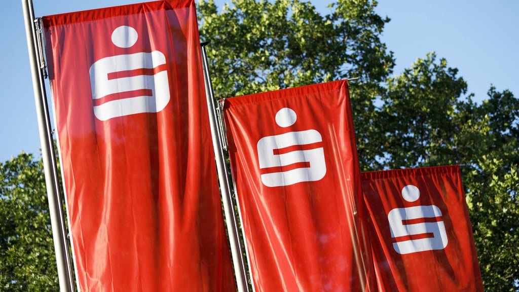 Die Salzlandsparkasse strukturiert ihre Konto-Modelle um.