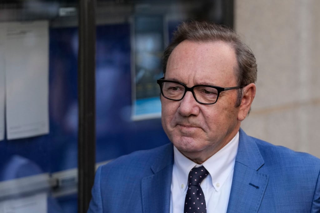 Der Schauspieler Kevin Spacey kommt im Juli vor dem Gericht Old Bailey in London an.