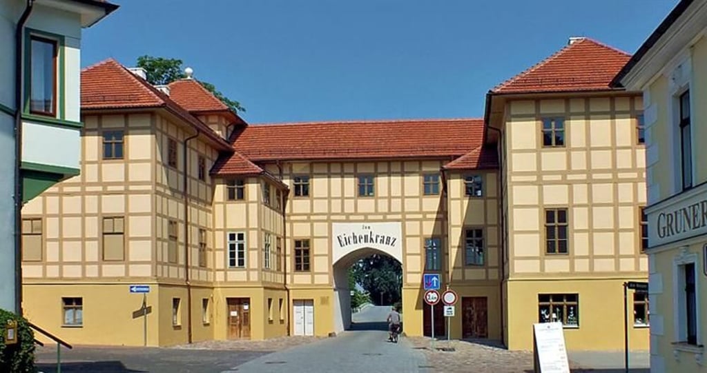 Im historischen Gasthof "Zum Eichenkranz" in Wörlitz soll es demnächst eine Informationsveranstaltung geben. Dabei wird es um die Zukunft des Einkaufens in der Parkstadt gehen.