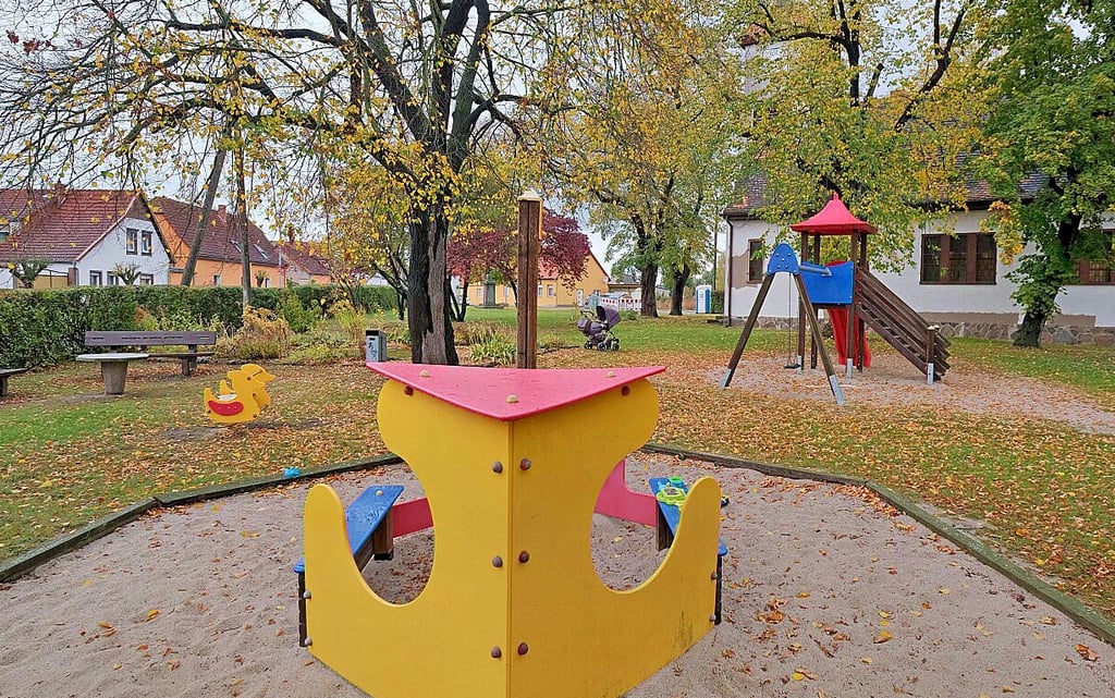Der Spielplatz in Tornau vor der Heide ist fast fertig.