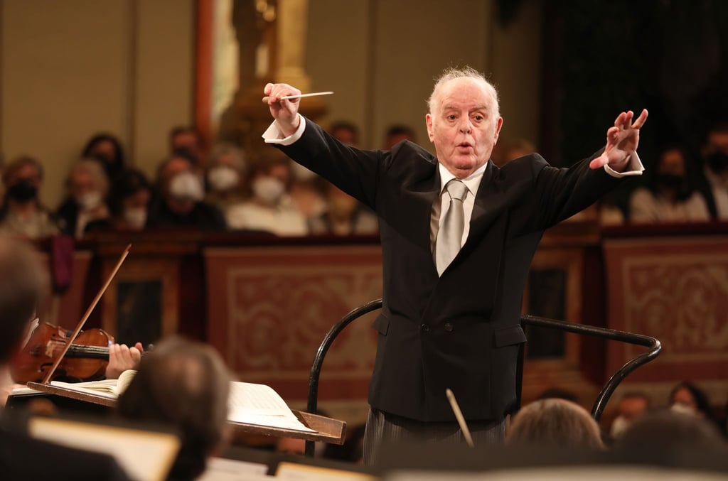 Dirigent Daniel Barenboim bei der Voraufführung des Neujahrskonzerts 2022 der Wiener Philharmoniker.