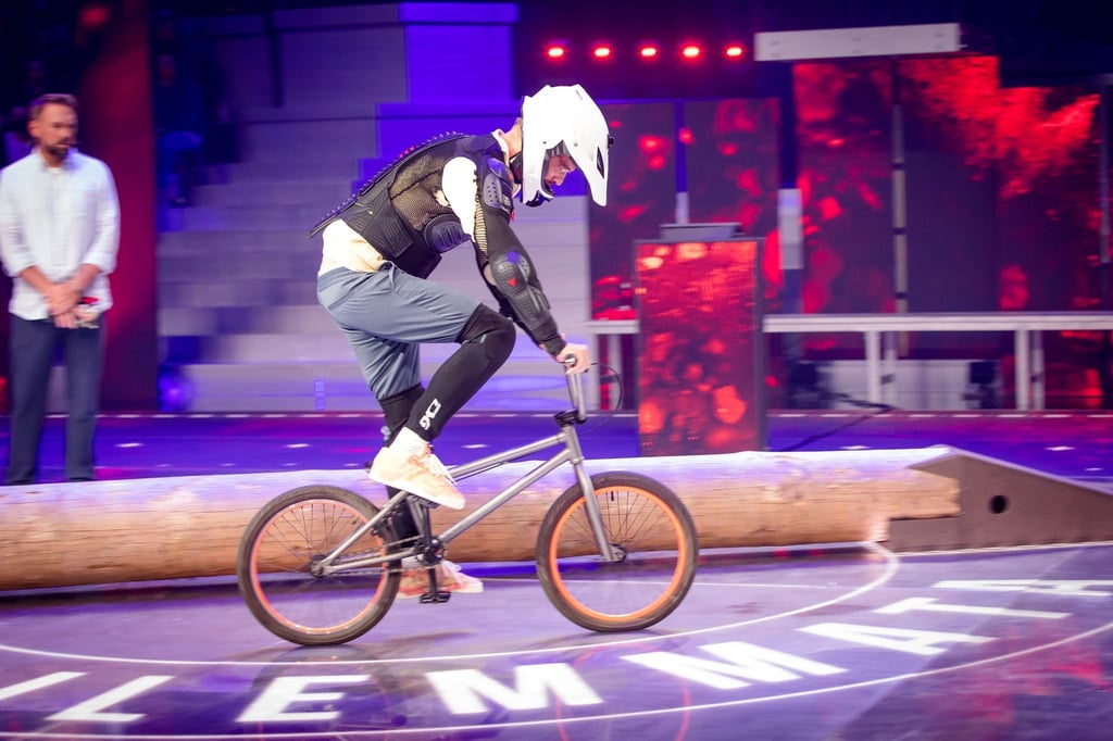 Joko Winterscheidt auf einem BMX-Rad in der Sendung „Joko & Klaas gegen ProSieben“ (undatierte Aufnahme).