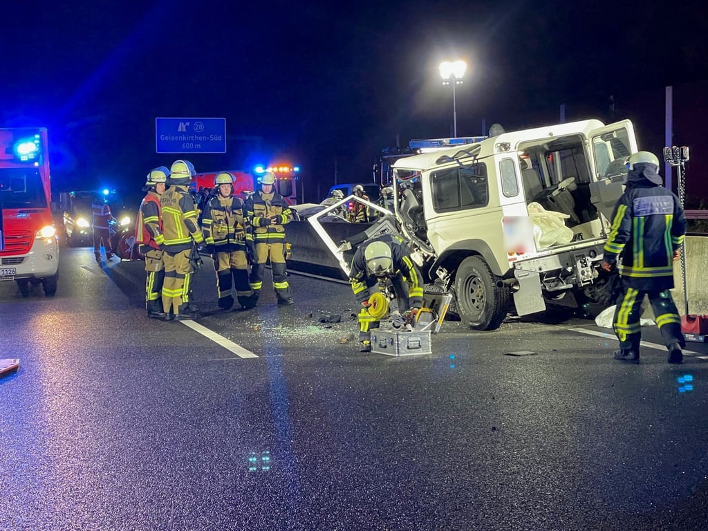 Wegen des Unfalls auf der A40 müssen Autofahrer mit erheblichen Einschränkungen rechnen.