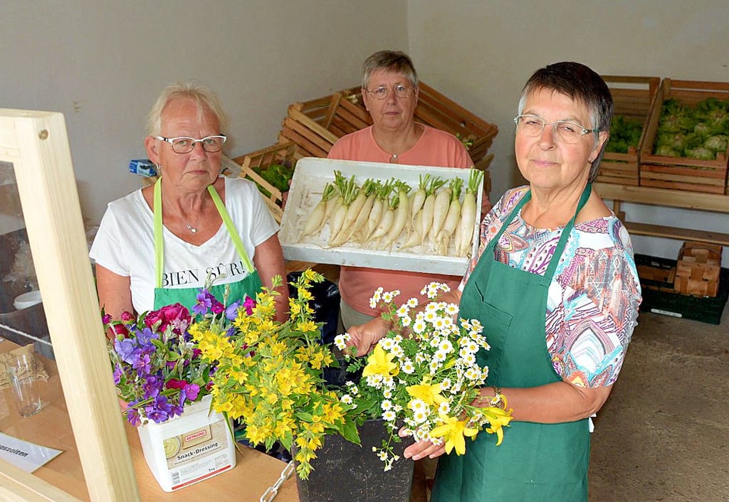 Die Ausgabestelle der Tafelgärten halten ehrenamtliche Damen aus Seehausen und Krüden das dritte Jahr am Laufen.