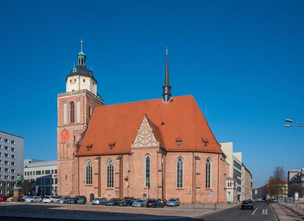 Blick auf die Marienkirche Dessau.