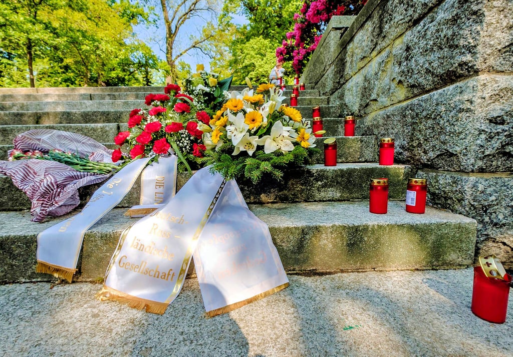 Sowjetischer Ehrenfriedhof am Wittenberger Casino-Berg gegenüber der Schlosskirche
