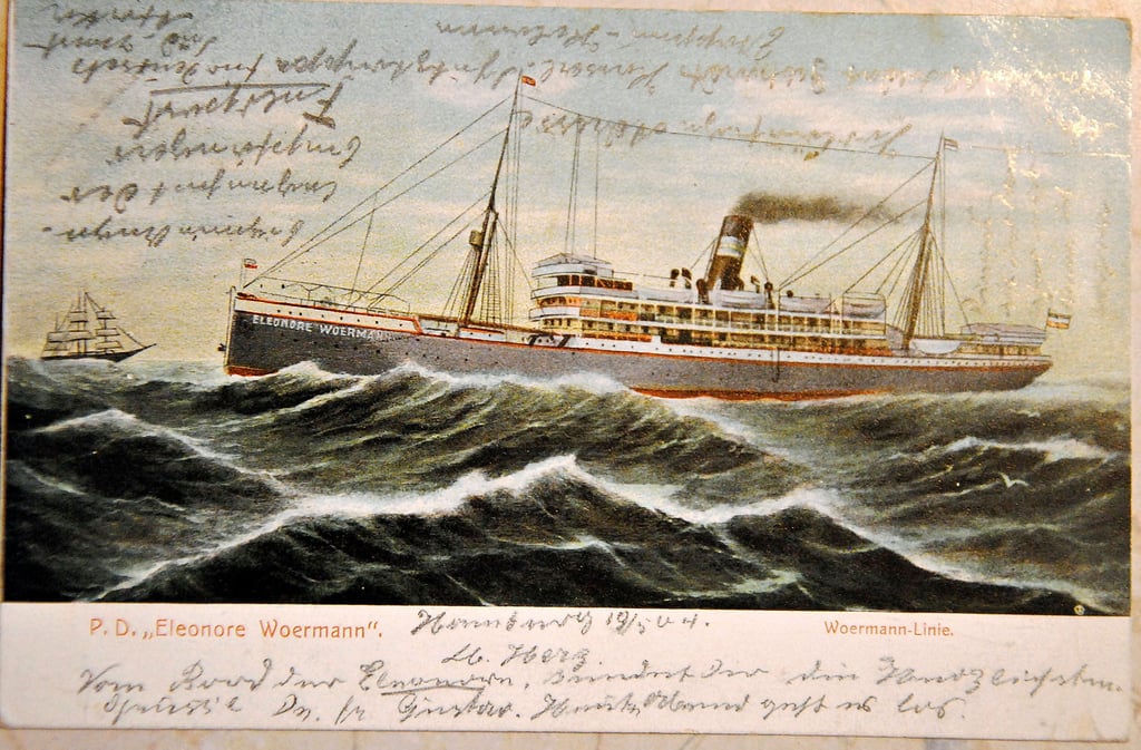 Von Bord der "Eleonore Woermann" sandte Gustav Gebhardt diese Feldpostkarte mit dem Bild des Passagierschiffs an seine Jübarer Freundin Emma Wolter. Der Sanitätsadjutant der kaiserlichen Schutztruppe war auf den Weg nach Deutsch-Südwestafrika.