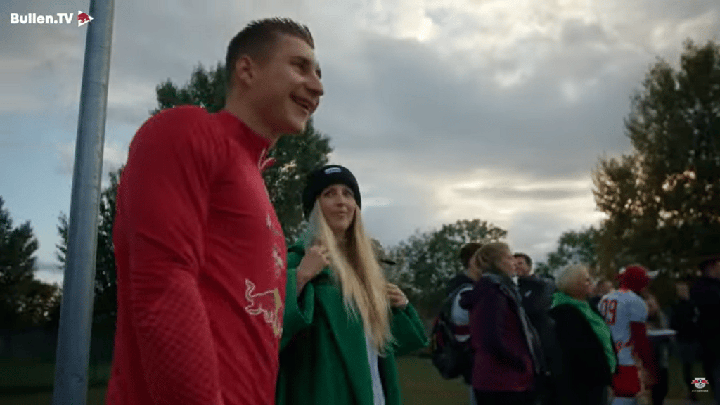 Willi Orban war bei der Eröffnung des Parks zu Gast.