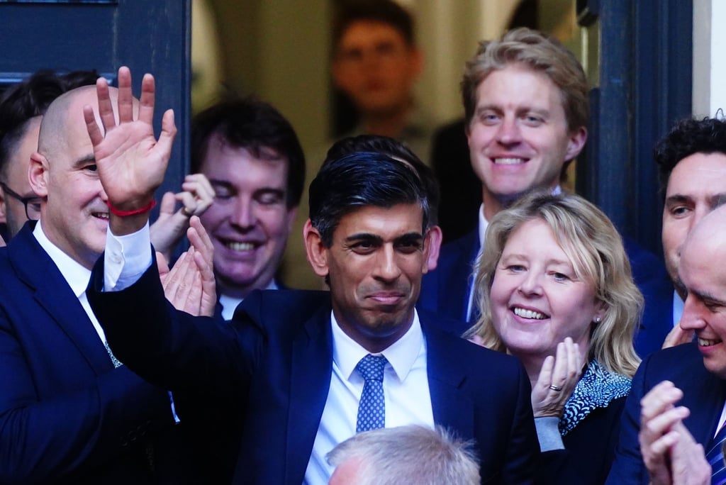 Rishi Sunak zieht in die Downing Street ein.