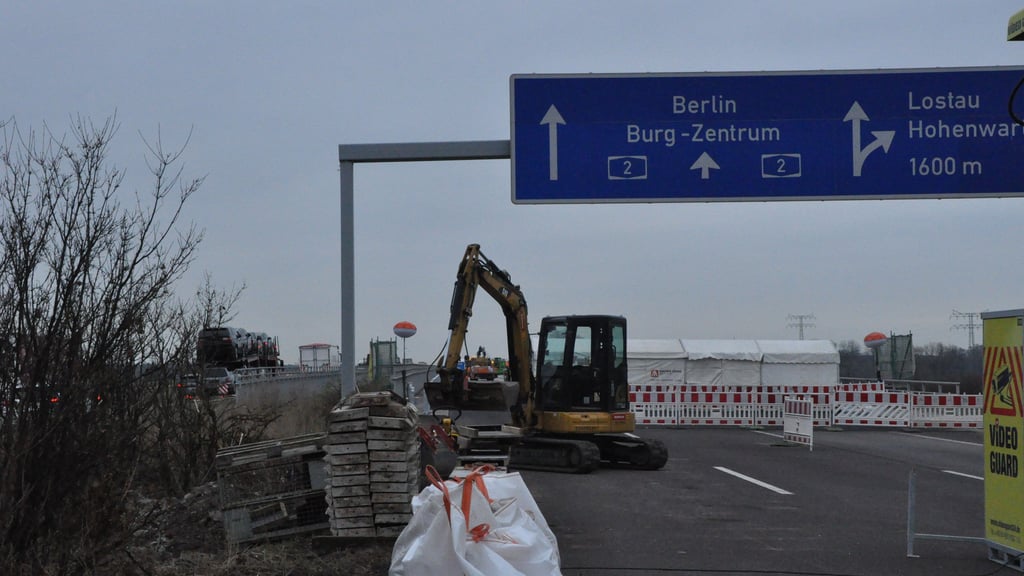 Die Anschlussstelle Burg-Zentrum auf der Autobahn 2 ist in Fahrtrichtung Hannover ab dem 26. Oktober 2022 gesperrt.