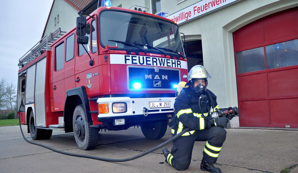 Das Tanklöschfahrzeug der Freiwilligen Feuerwehr Genthin ist über 26 Jahre alt. Das Fahrzeug gilt als das „Arbeitstier“ der Genthiner Feuerwehr.