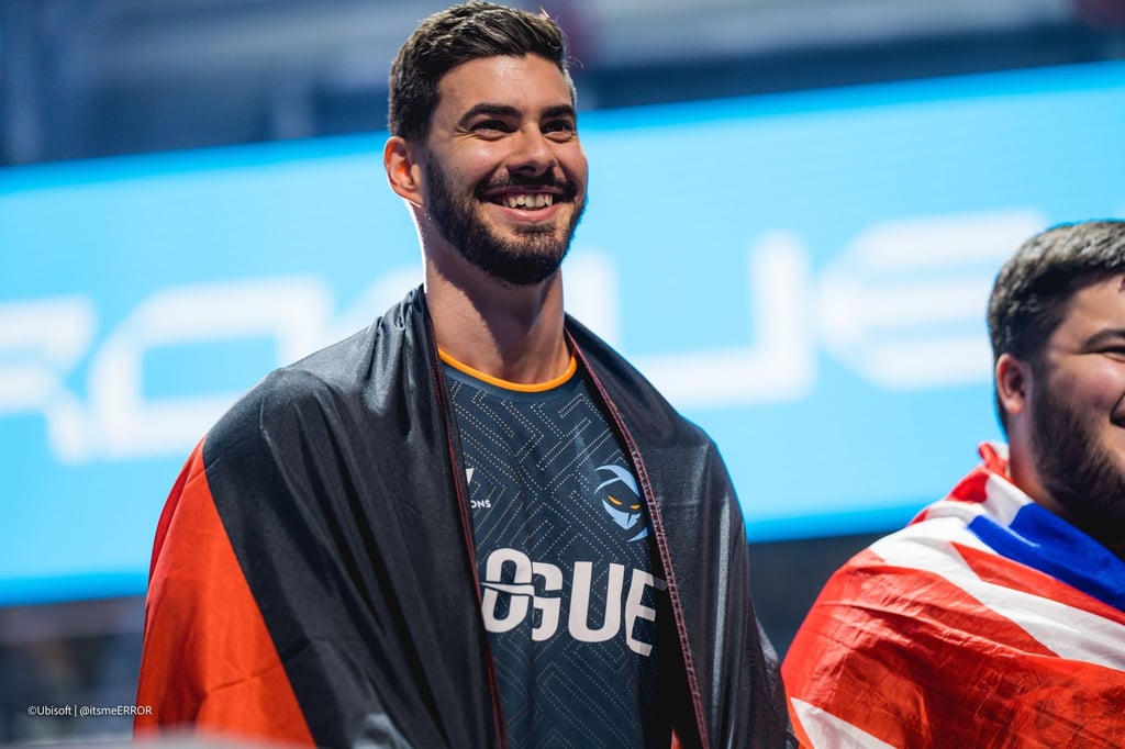Der Deutsche cryn hat mit seinem Team Rogue das Halbfinale des Rainbow Six Major Berlin erreicht.