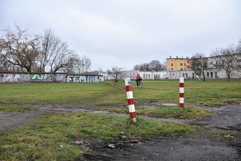 Mehrere Jahre wurde über die Verlängerung der Friedrich-Ebert-Straße in Magdeburg diskutiert. Für die Freifläche der geplanten Fahrbahn gibt es mittlerweile neue Pläne.