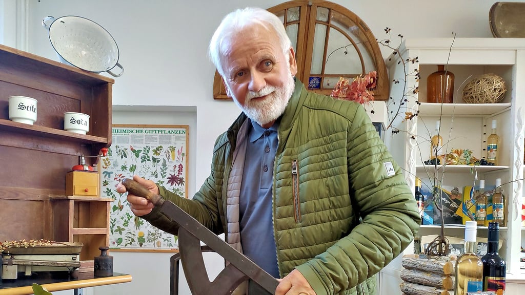 Frank Larisch lädt zum Fest der Wildfrüchte sowie zum Antik- und Flohmarkt ein.