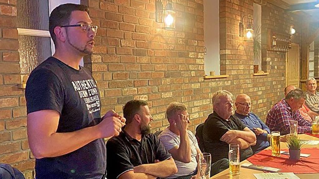 Kevin Wolters zieht in Klöden Zwischenbilanz zum Konsum.