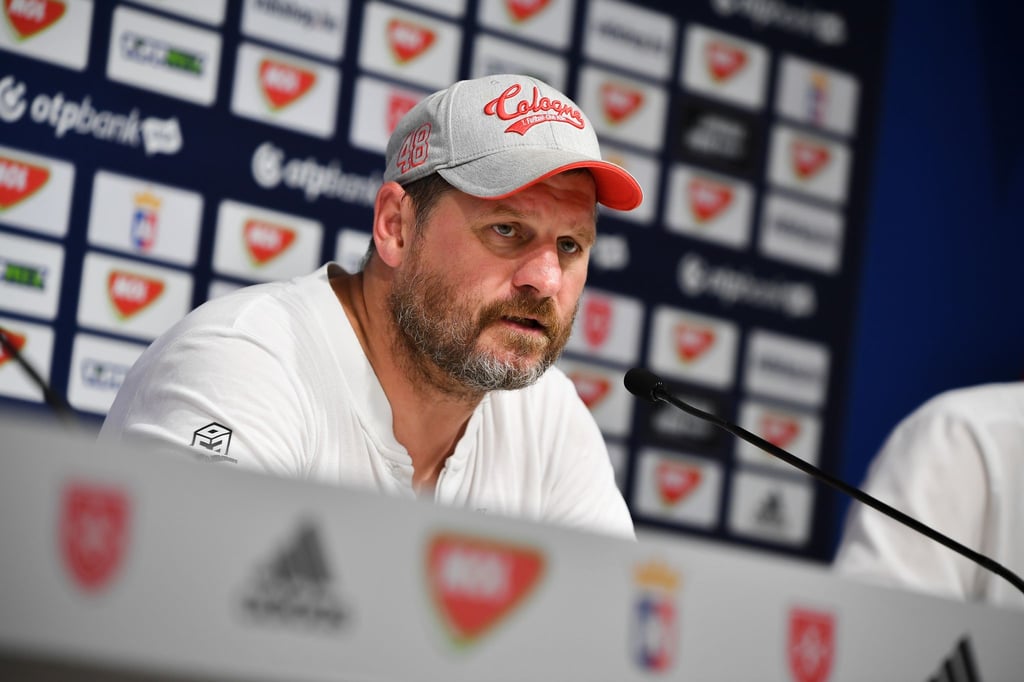 Der 1. FC Köln mit Trainer Steffen Baumgart trifft in der Conference League zunächst auf OGC Nizza, Partizan Belgrad und den FC Slovacko.