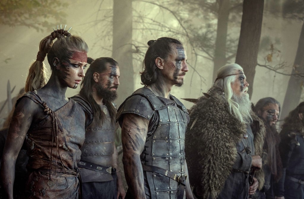 Jeanne Goursaud als Thusnelda und David Schütter als Folkwin Wolfspeer in einer Szene der zweiten Staffel der Serie "Barbaren".