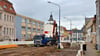 Seit knapp drei Wochen ist der Breiteweg in Schönbeck eine Baustelle. Eine Umstellung für die Ladeninhaber und Anwohner, die bislang problemlos verläuft. 