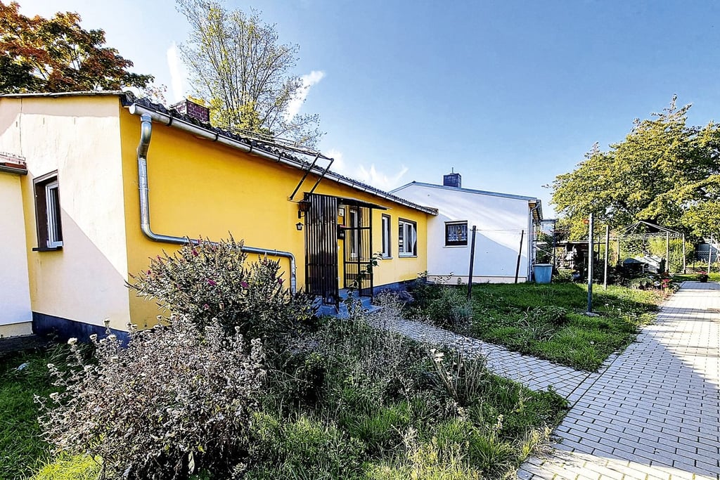 Reihenmittelhaus in Leipzig ST Wahren / Mindestgebot 129.000 Euro