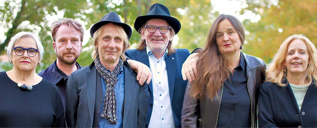 Zu den Schreibkräften gehören Cornelia Habisch (v. l.), Karsten Steinmetz, Ulrich Wittstock, Herbert Beesten, Regine Sondermann und Sandra Meyer.