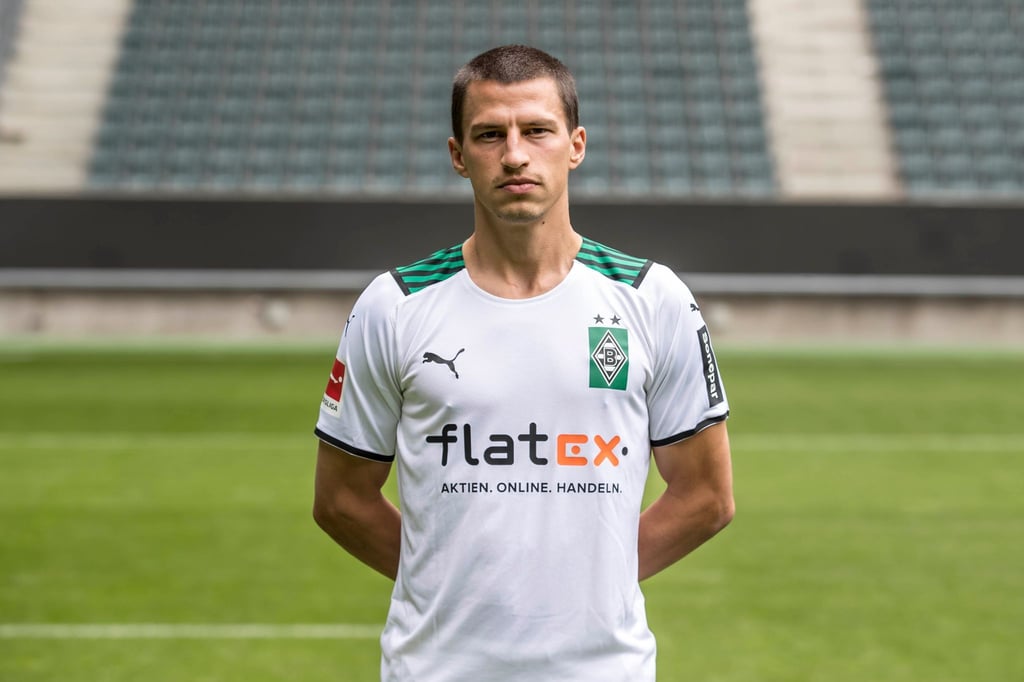 Verteidiger Stefan Lainer fällt nach einem überstandenen Infekt nun wegen einer Corona Erkrankung aus.