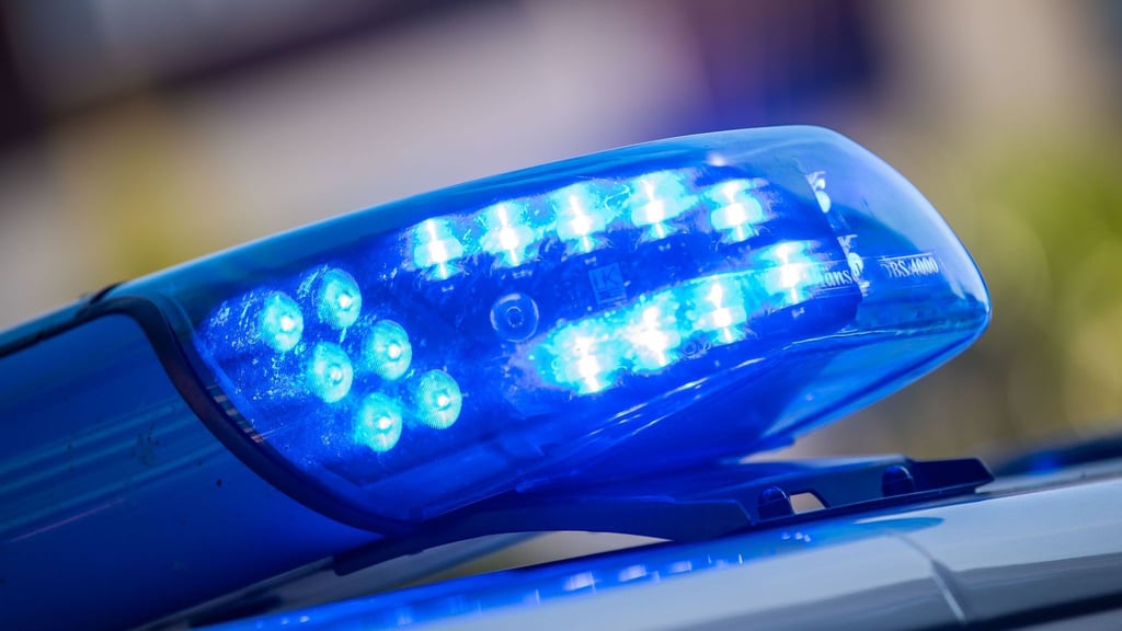 Die Polizei wurde wegen der antisemitischen Lieder alarmiert.