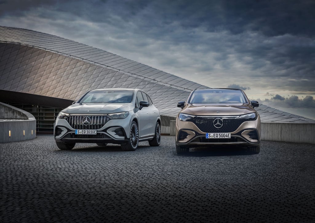 Neues Mercedes-Modell für 2023: Der EQE fährt dann auch in Gestalt eines SUV vor - links die AMG-Variante.