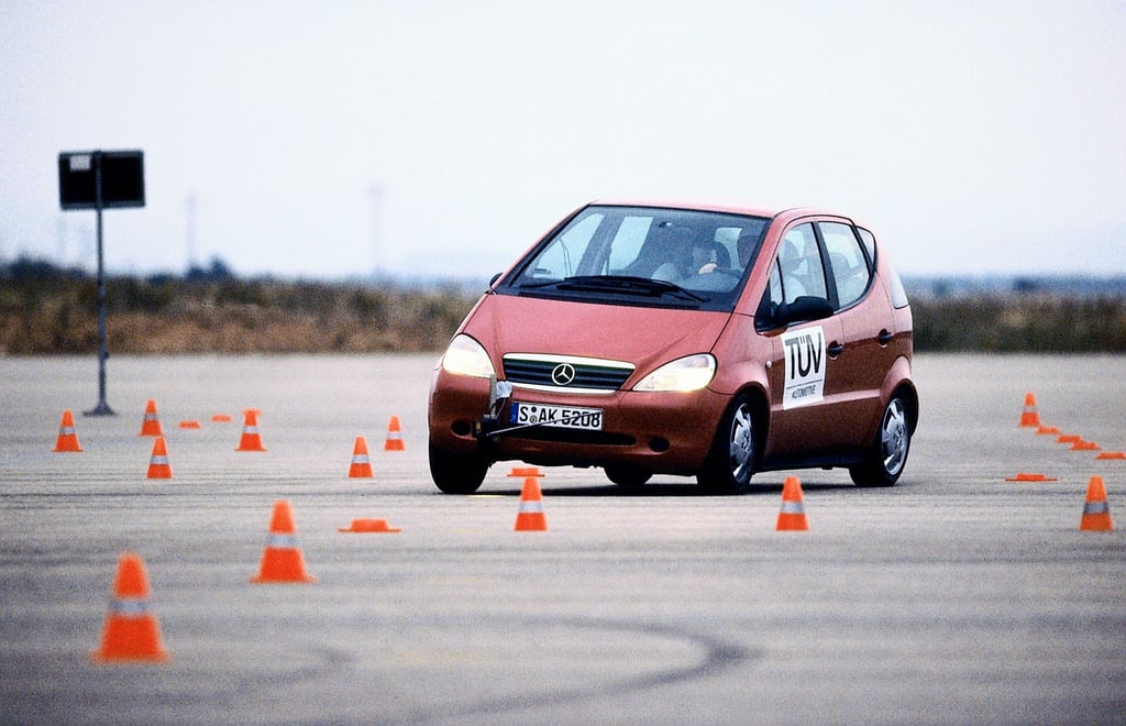 Vor 25 Jahren richtete der missglückte Elchtest bei Mercedes einen enormen Imageschaden an.