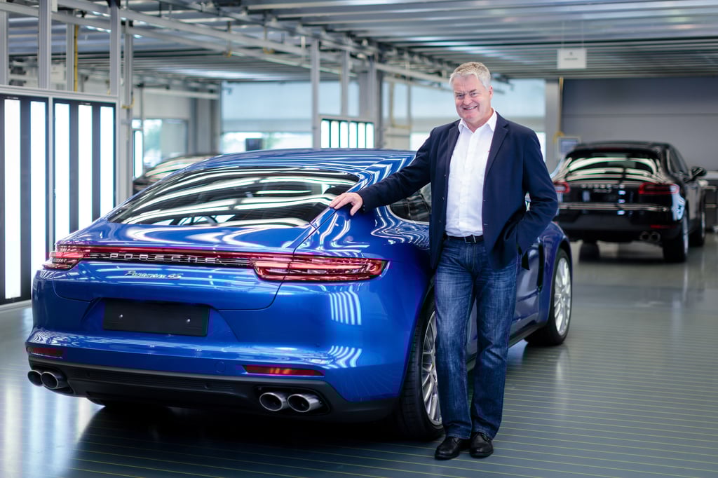 Früher Barkas, später Porsche: Nach dem Ende der Barkas-Werke holte Siegfried Bülow mit dem Porsche-Werk in Leipzig wieder tausende Arbeitsplätze in der Automobilindustrie zurück nach Ostdeutschland.