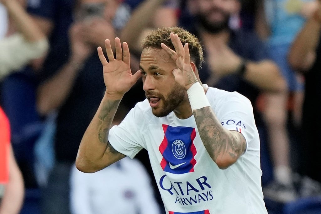 PSG-Star Neymar jubelt nach seinem Treffer.