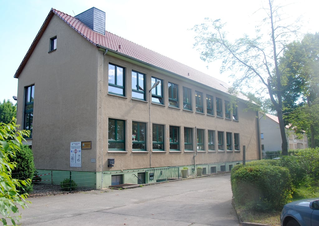 Um die Grundschule Jübar zu stärken, die ab 2028/29 unter die Mindestschülerzahl von 60 rutschen könnte, ist eine Ausdehnung des Schuleinzugsbereichs bis nach Rohrberg im Gespräch.