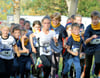 Start des Laufs "Rund um die Hexenpfütze" - die jüngsten Teilnehmer sind mit vollem Einsatz beim 54. Harzlauf dabei.