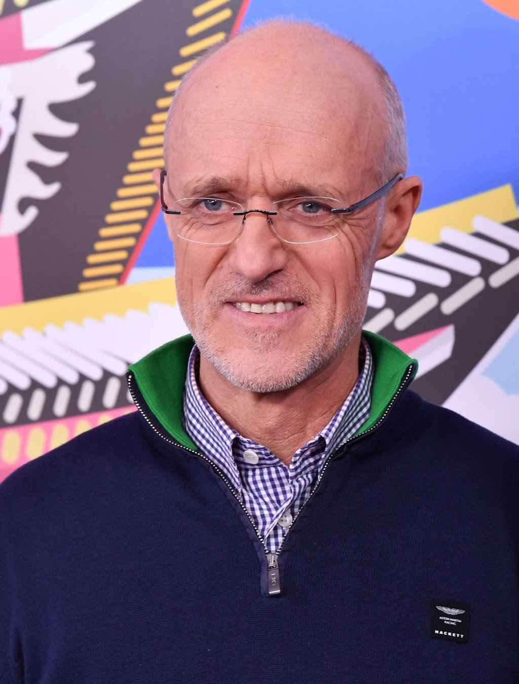 Skisprung-Legende Toni Innauer warnt vor Frauen-Skifliegen zum jetzigen Zeitpunkt.