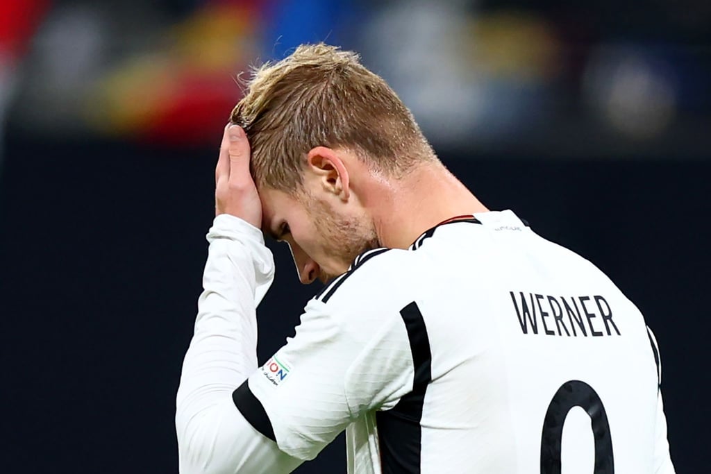 Deutschlands Timo Werner reagiert.
