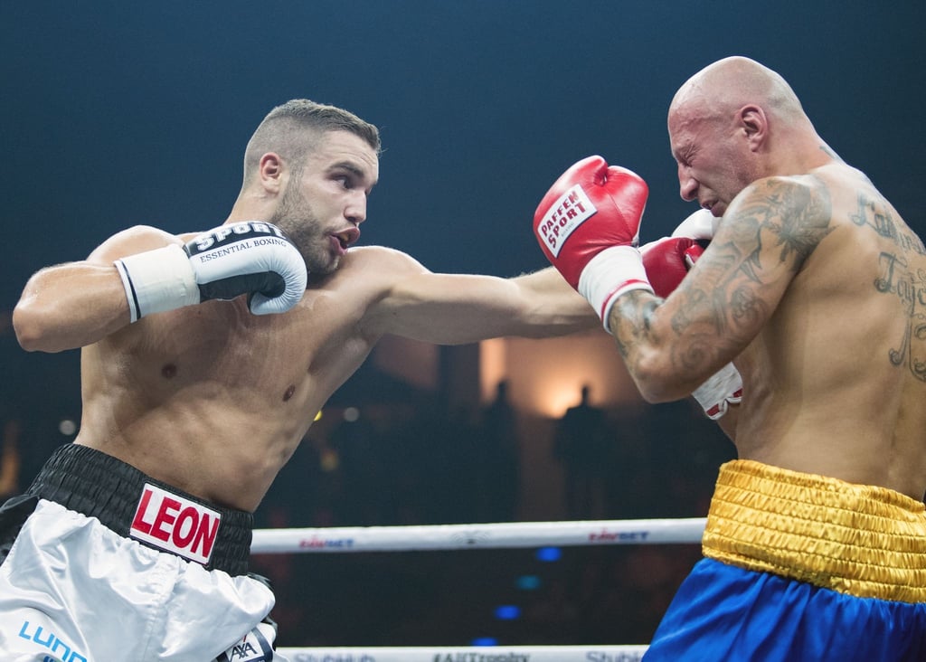 Der Frankfurter Boxer Leon Bunn (l) hat seine 18 Profikämpfe allesamt gewonnen.