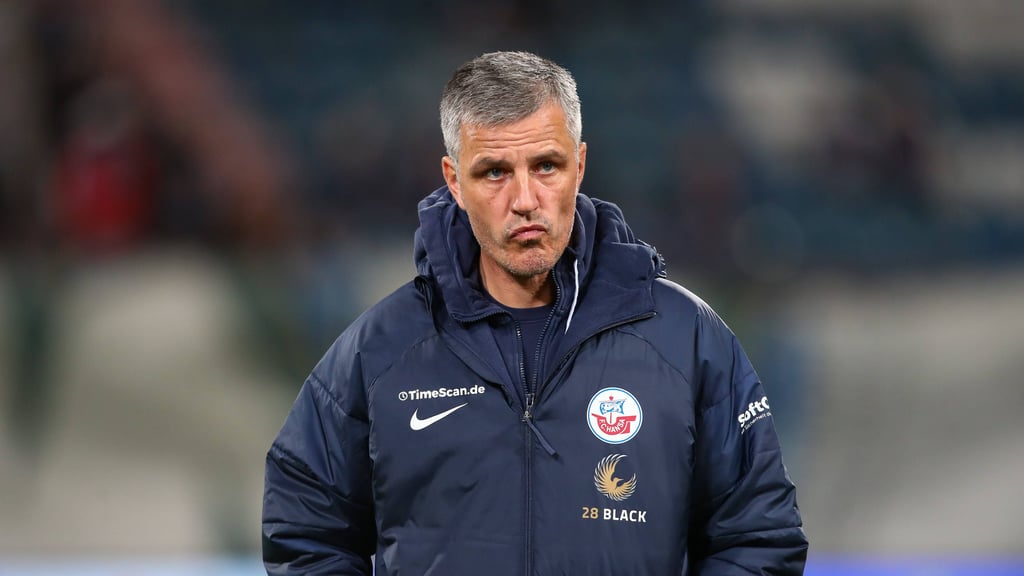 Jens Härtels Amtszeit als Trainer von Hansa Rostock ist beendet.