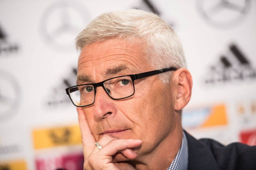 Lutz Michael Fröhlich: Geschäftsführer Sport und Kommunikation der Schiri GmbH beim Deutschen Fußball-Bund.