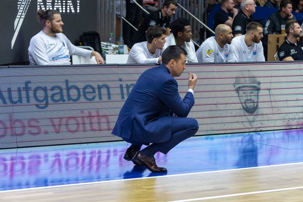 An der Arbeit von Trainer Igor Jovovic macht der Syntainics MBC seine sportliche Krise nicht fest.