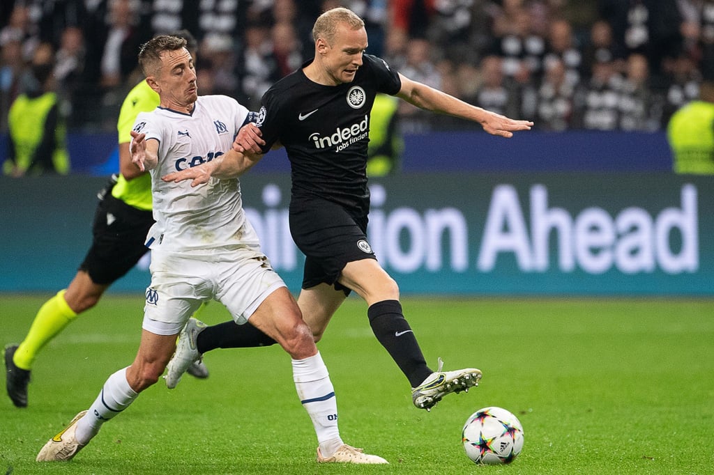 Der Frankfurter Sebastian Rode wird gegen Hoffenheim fehlen.