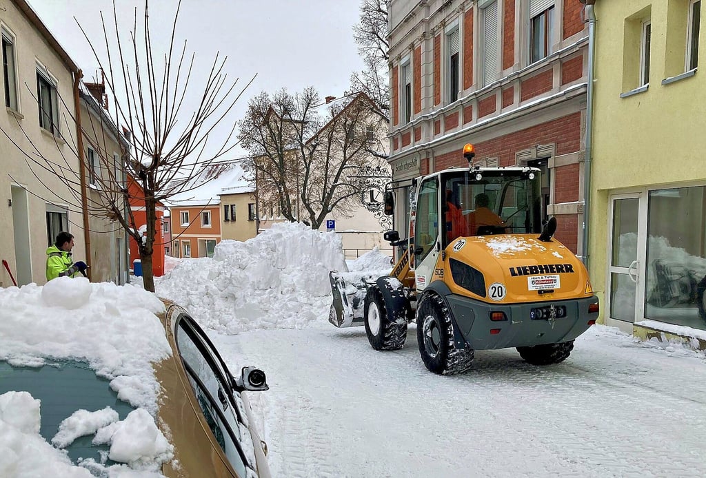 Der nächste Winter kommt bestimmt. Ob er so viel Schnee bringt wie im Februar 2021 (Foto) weiß niemand. Aber die Städte sind vorbereitet.