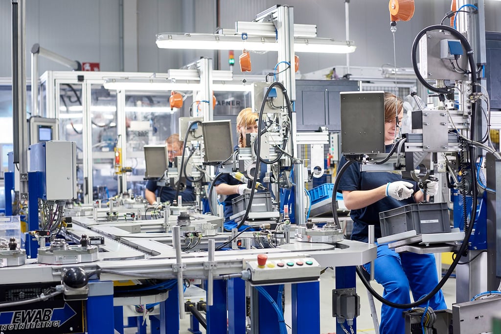 Autozulieferer Ifa produziert in Haldensleben sogenannte Wellen, die die Kraft des Motors auf die Räder bringen.