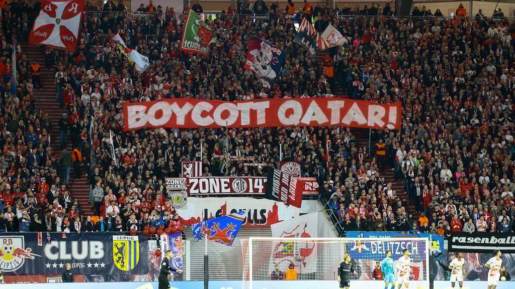 Banner im RB-Fanblock.