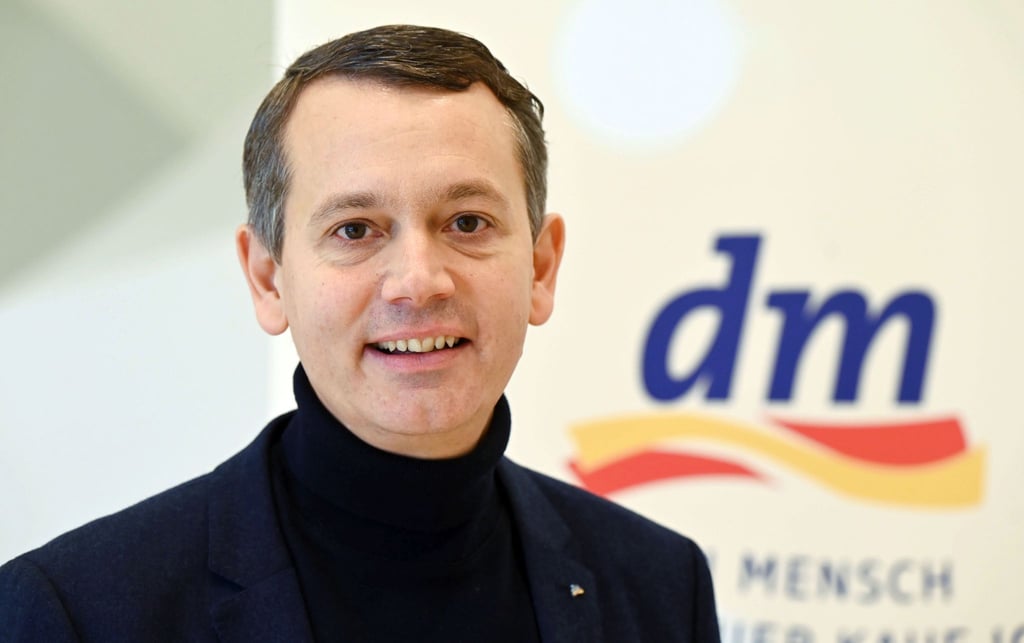 Christoph Werner ist Vorsitzender der Geschäftsführung der Drogeriemarktkette dm.