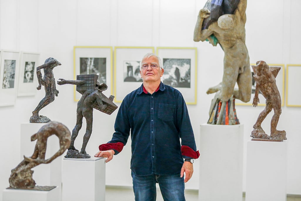 Bernd Göbel stellt in der Kunstgalerieim cCe Kulturhaus in Leuna aus.