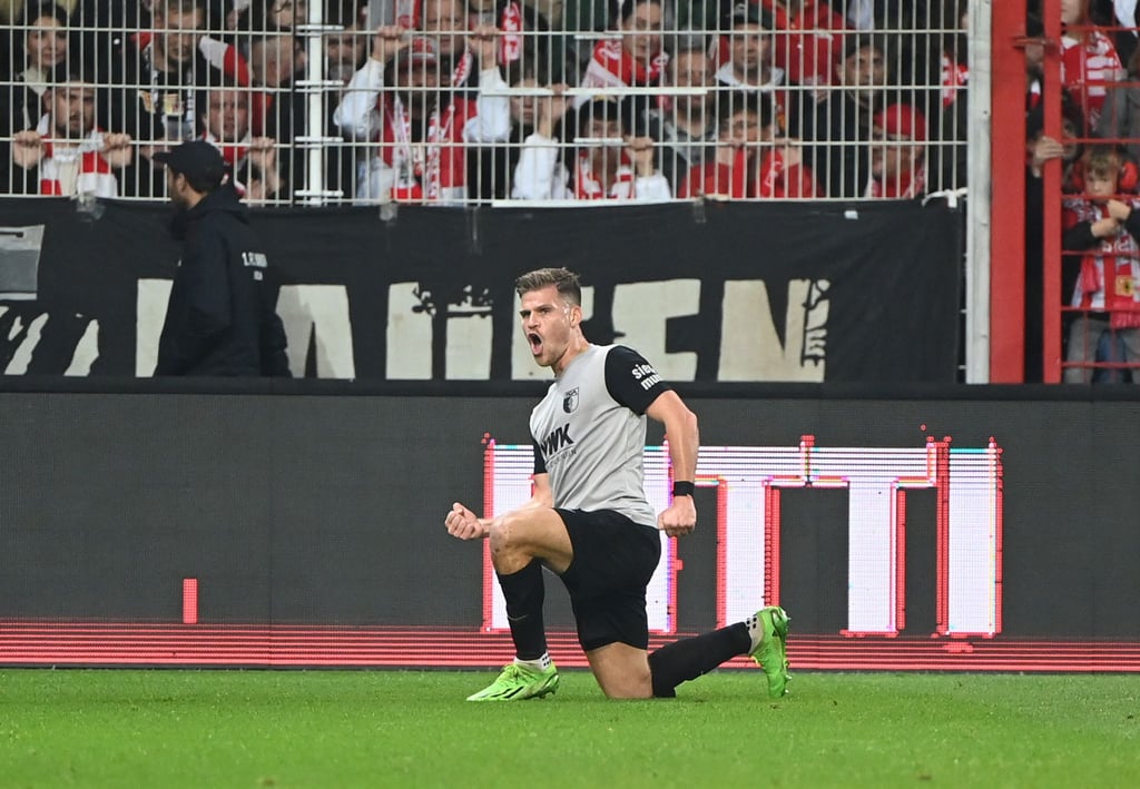 Florian Niederlechner vom FC Augsburg freut sich auf einen kleinen „Winter-Break“.