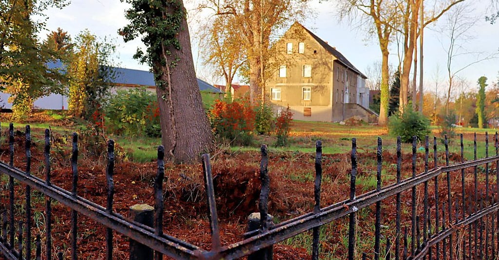 Die Pläne zum Gaus'schen Park in Klötze wurden gestoppt. Daraus soll jetzt nur eine begehbare Grünfläche werden.